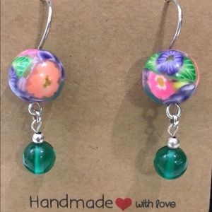 ARTISAN CLAY EARRING - 925 STERLING SILVER DANGLE EMERALD FLOWER ROUND  BEADS